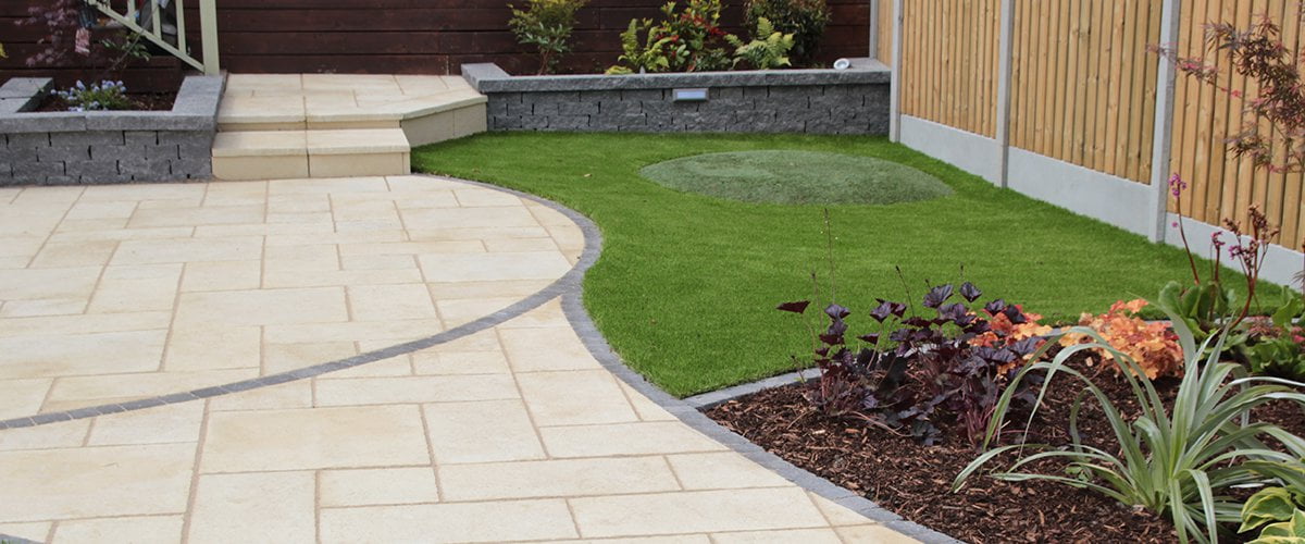 Garden Paving Installers For Lincoln